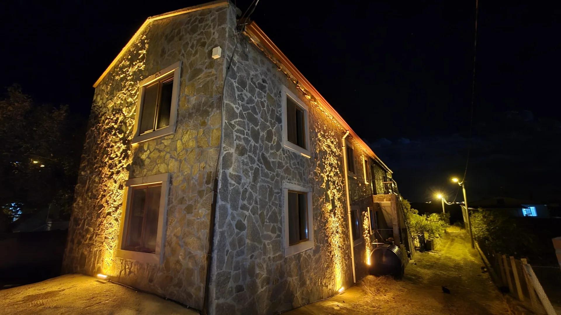 Deniz Manzaralı ve Özel Bahçeli Assos Dubleks Villa