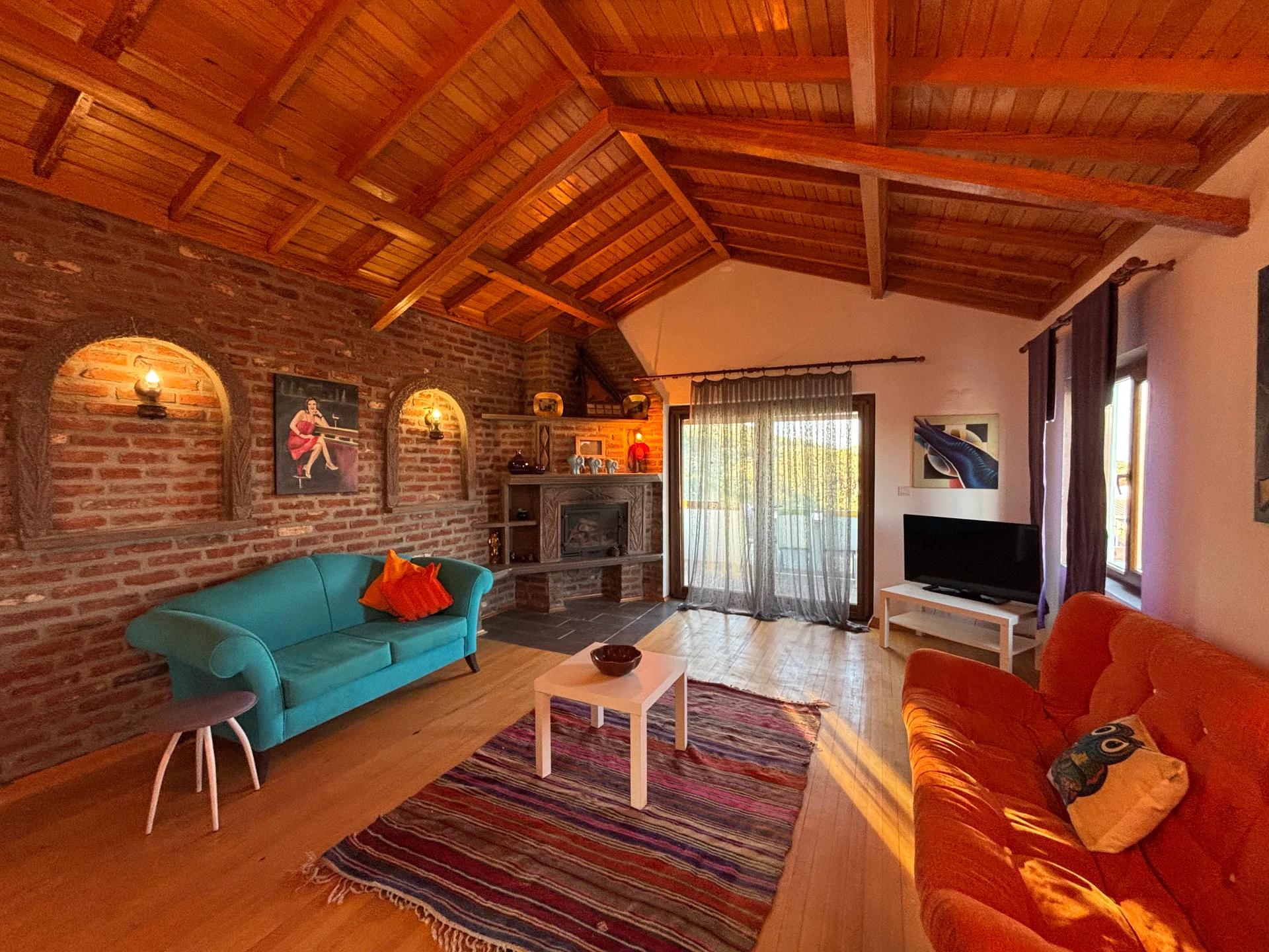 Assos Kozlu Stone & Wood Home - Üst Kat